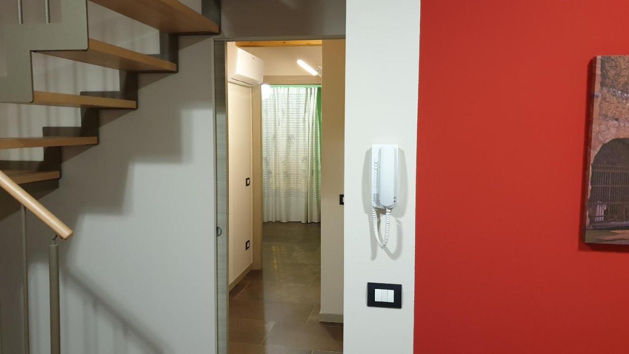 Dimora Rosso San Zeno - Wifi Veloce E Adatto Per Famiglie Verona Eksteriør billede